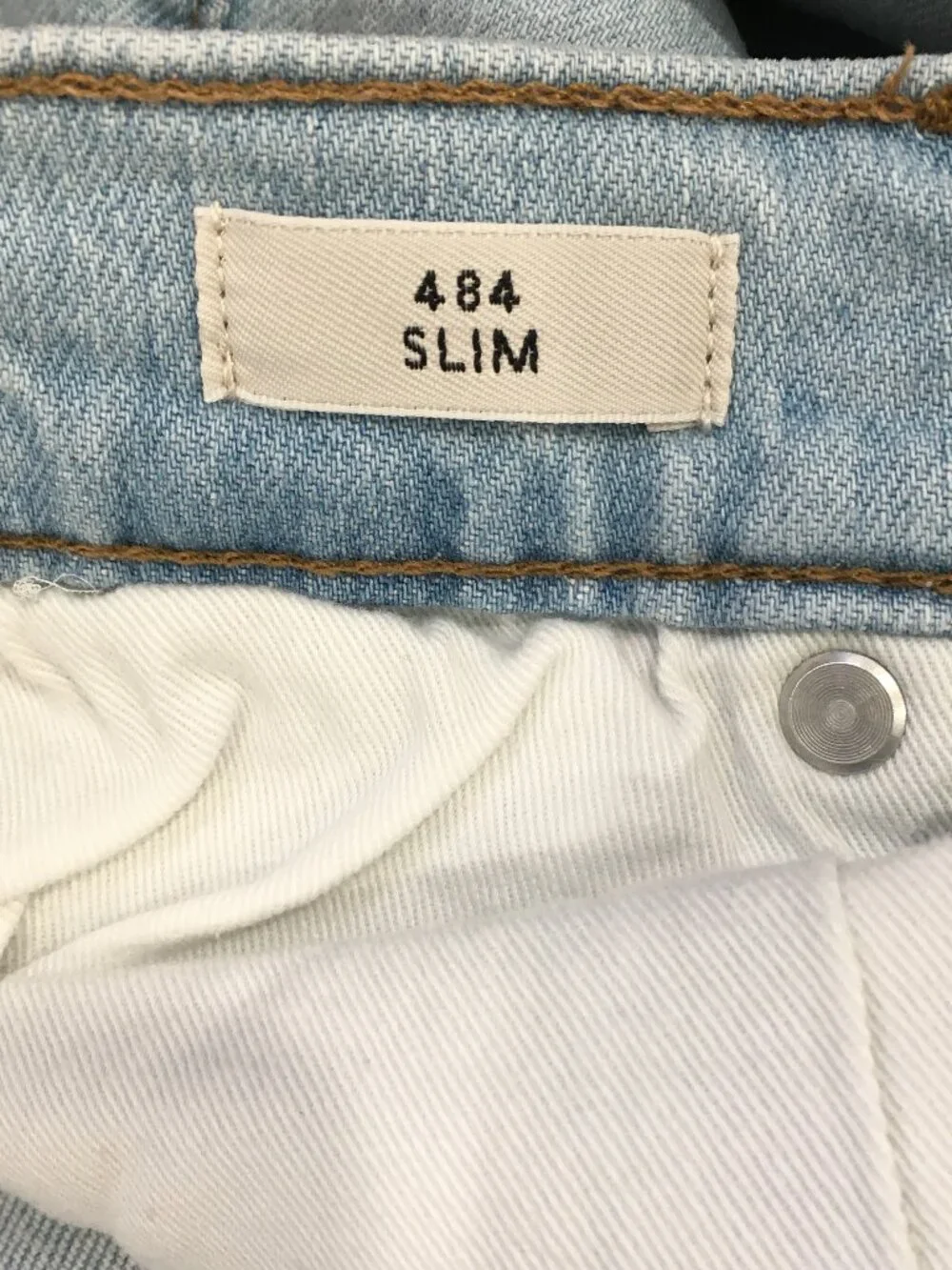 J CREW 484 Slim Light Wash Distressed 5 Pocket Logo Hardware Jeans